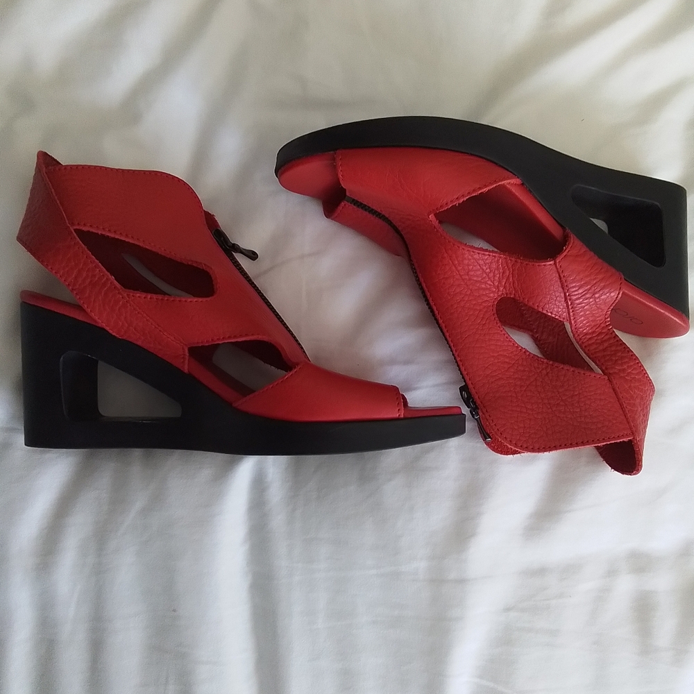 Red Leather Arche Wedge Sandals